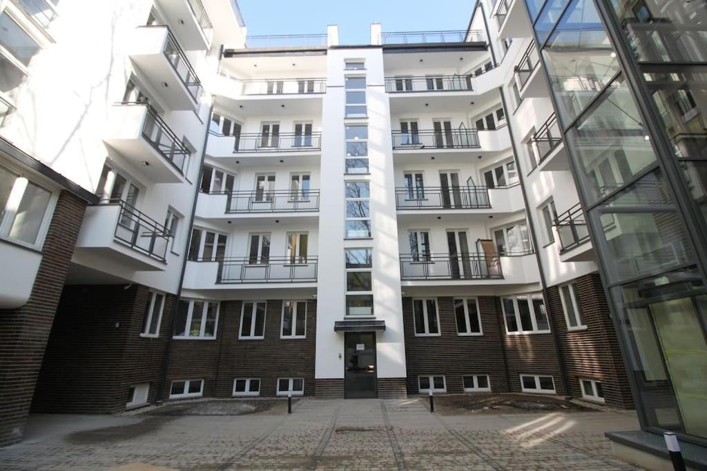 Lovely Condo In The Heart Of Warsaw Piekne Mieszkanie W Samym Sercu Warszawy Esterno foto