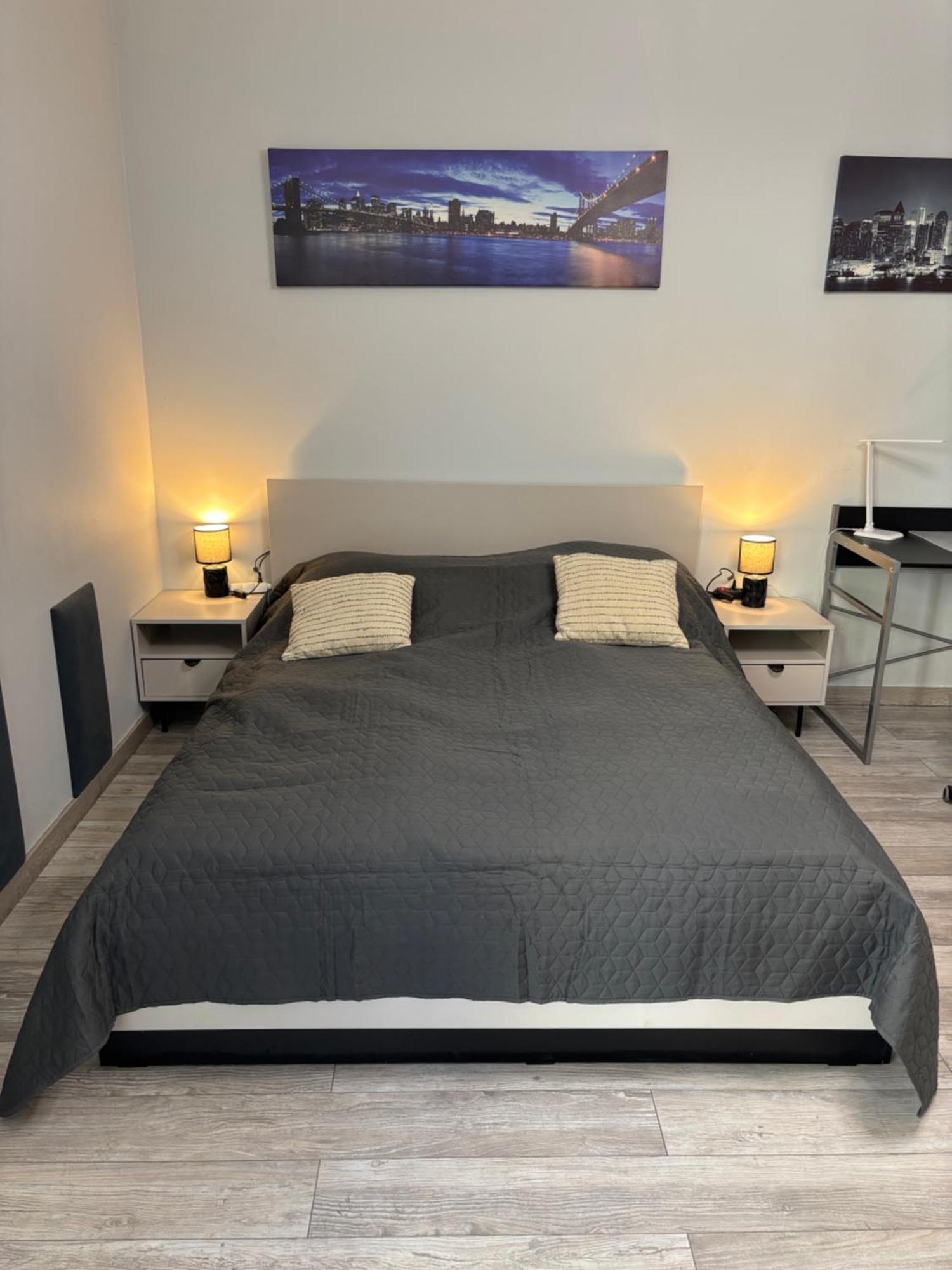 Lovely Condo In The Heart Of Warsaw Piekne Mieszkanie W Samym Sercu Warszawy Esterno foto