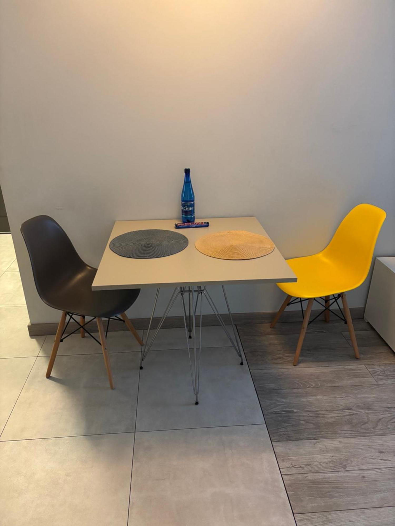 Lovely Condo In The Heart Of Warsaw Piekne Mieszkanie W Samym Sercu Warszawy Esterno foto